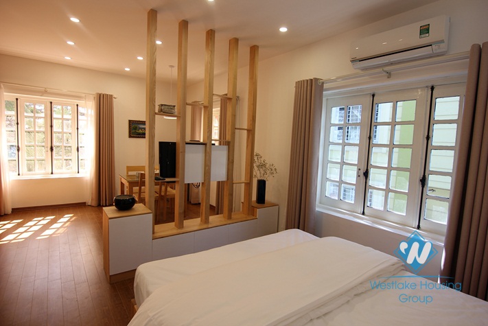 Modern and airy studio apartment rental in Au Co, Tay Ho